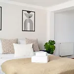 Bnbnova - 2Br With Patio - Vauxhall & Waterloo